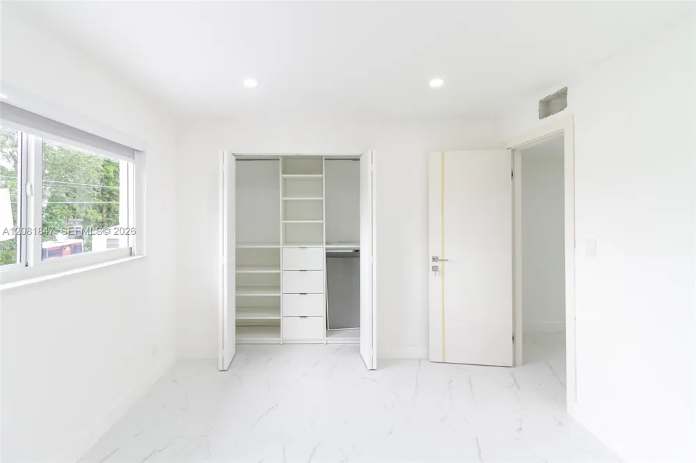 5235 SW 40th Ave #38 Dania Beach, FL 33314