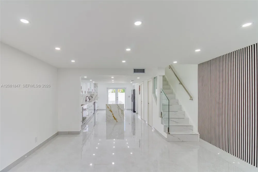 5235 SW 40th Ave #38 Dania Beach, FL 33314