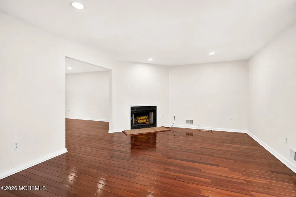 1 Cherry Creek Drive Matawan, NJ 07747