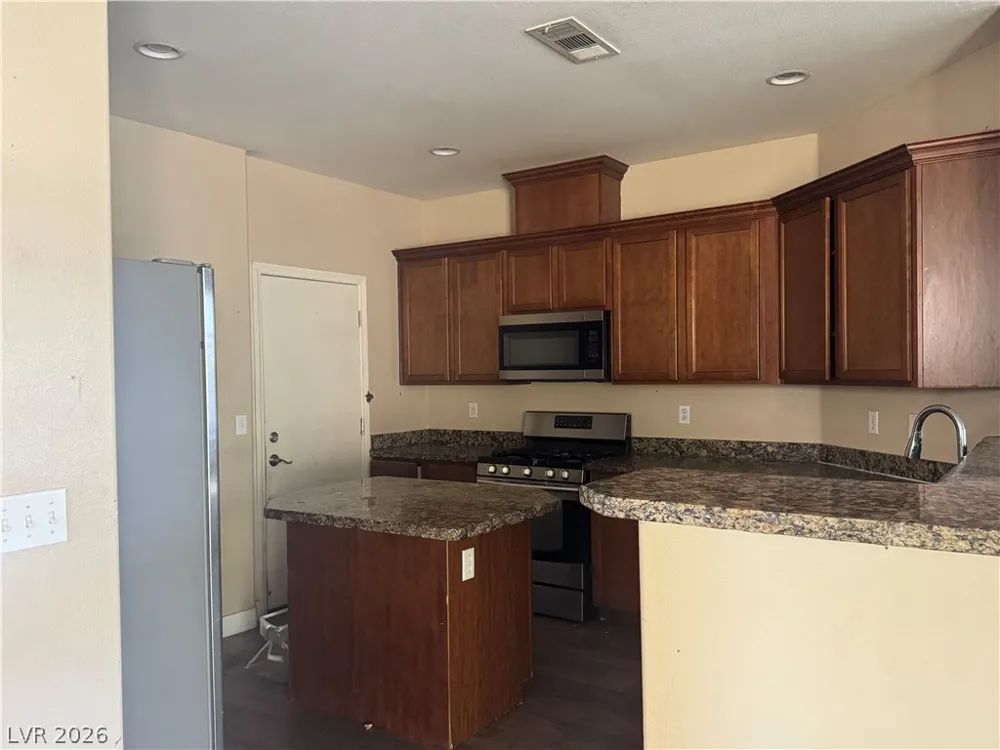 8141 Pink Desert Street North Las Vegas, NV 89085