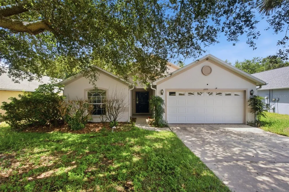 2255 MERRY ROAD Tavares, FL 32778