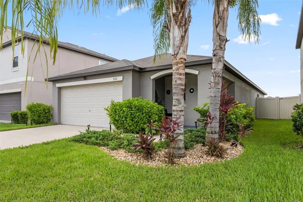 5111 DANDELION STREET Apollo Beach, FL 33572