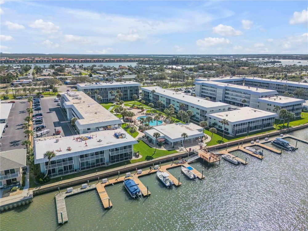 325 CAUSEWAY #D304 New Smyrna Beach, FL 32169