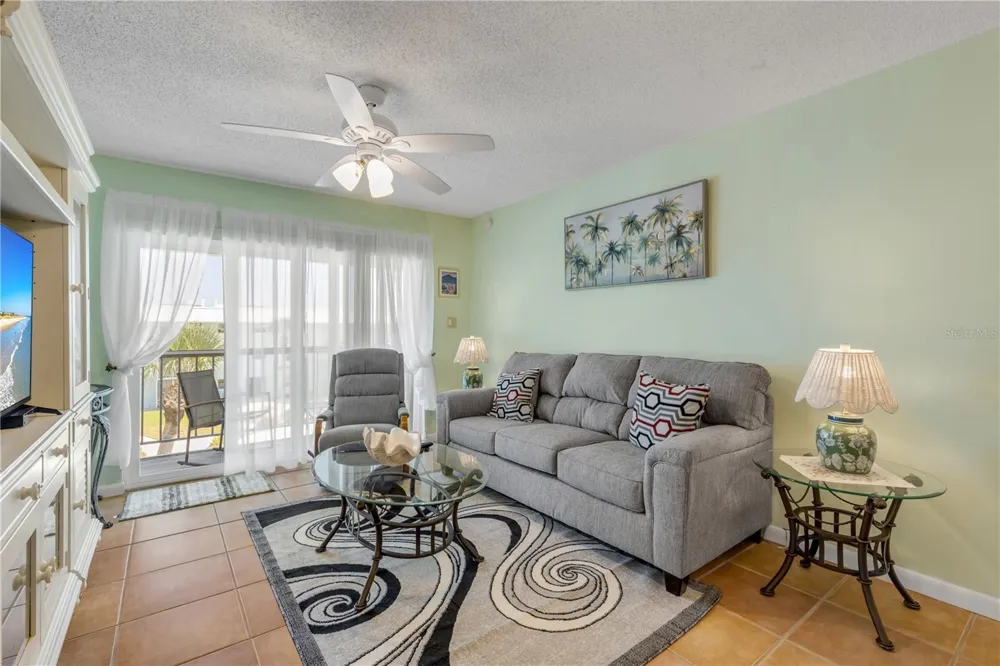 325 CAUSEWAY #D304 New Smyrna Beach, FL 32169