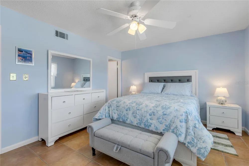 325 CAUSEWAY #D304 New Smyrna Beach, FL 32169