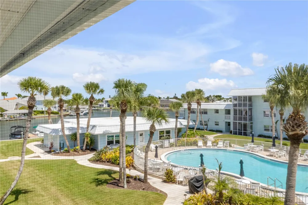 325 CAUSEWAY #D304 New Smyrna Beach, FL 32169