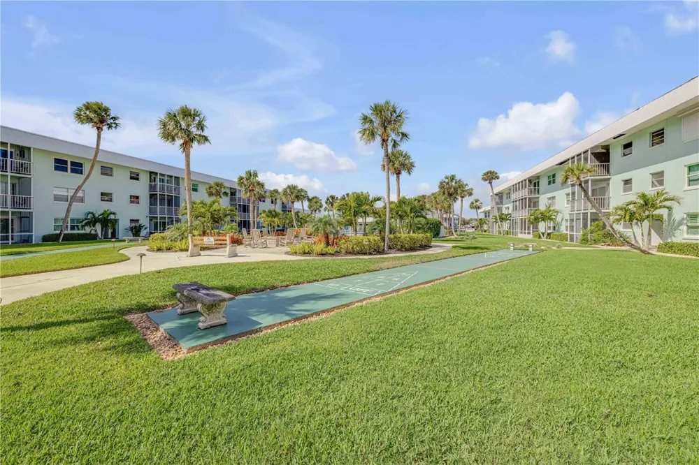 325 CAUSEWAY #D304 New Smyrna Beach, FL 32169