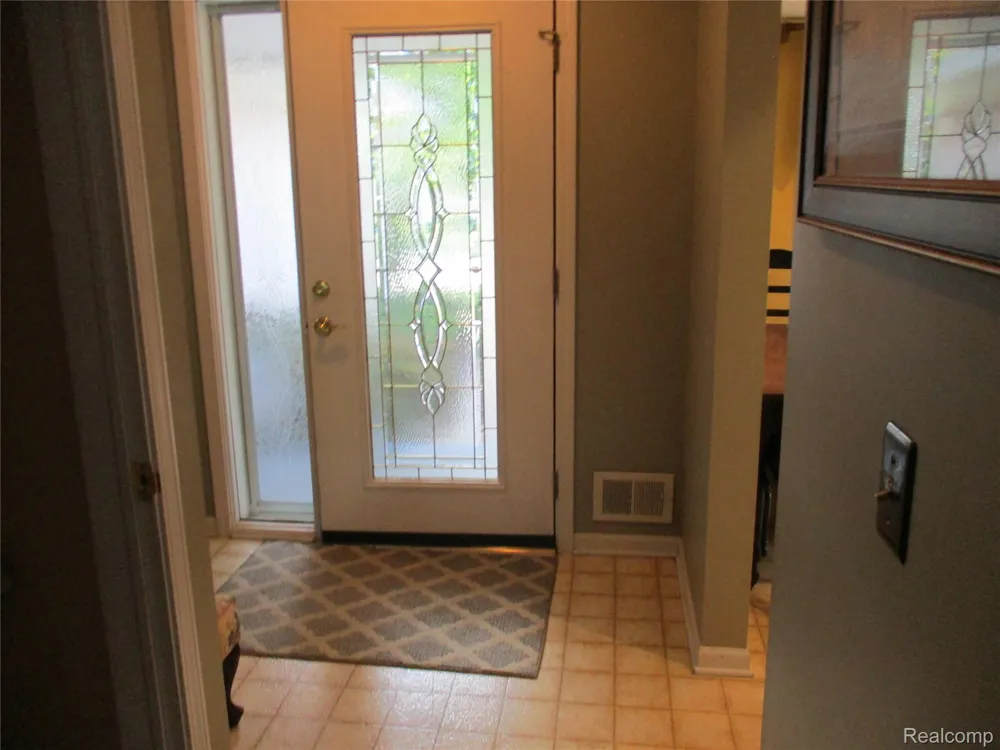 42108 E Edward Drive Clinton Charter Township, MI 48038
