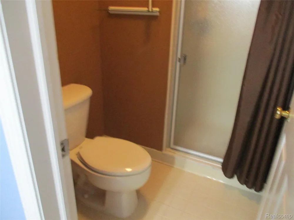 42108 E Edward Drive Clinton Charter Township, MI 48038