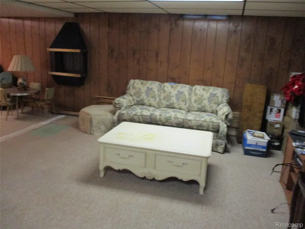 42108 E Edward Drive Clinton Charter Township, MI 48038