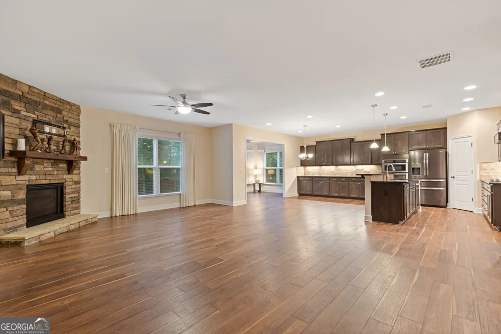 6634 Stag Leap LN Hoschton, GA 30548