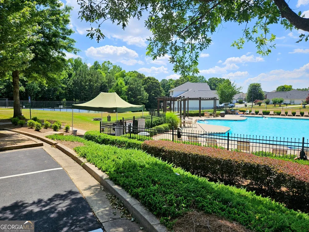536 Longwood PL Dallas, GA 30132