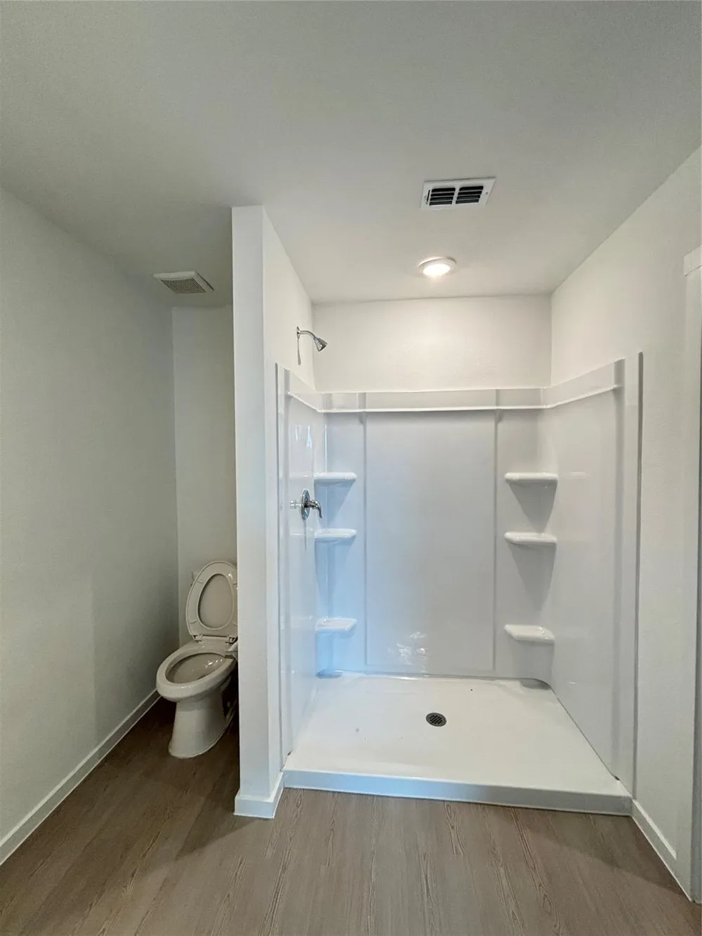 557 Falling Cave Drive Willis, TX 77378