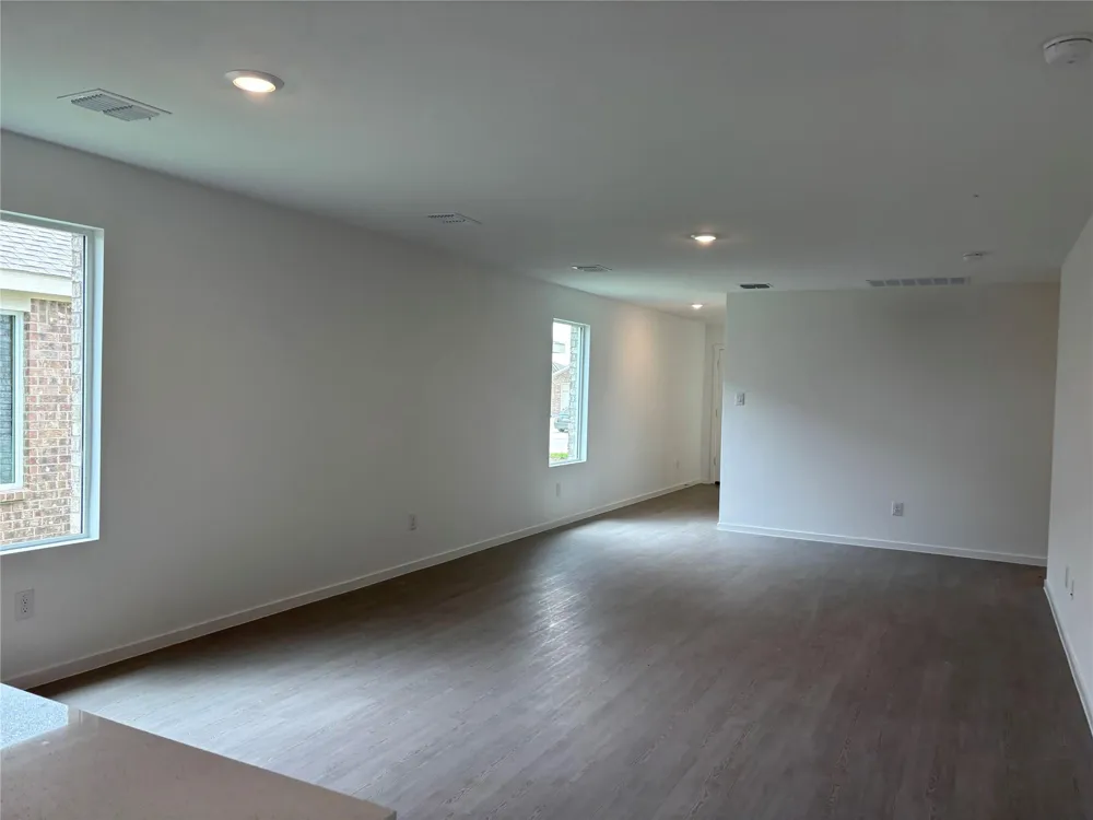 557 Falling Cave Drive Willis, TX 77378