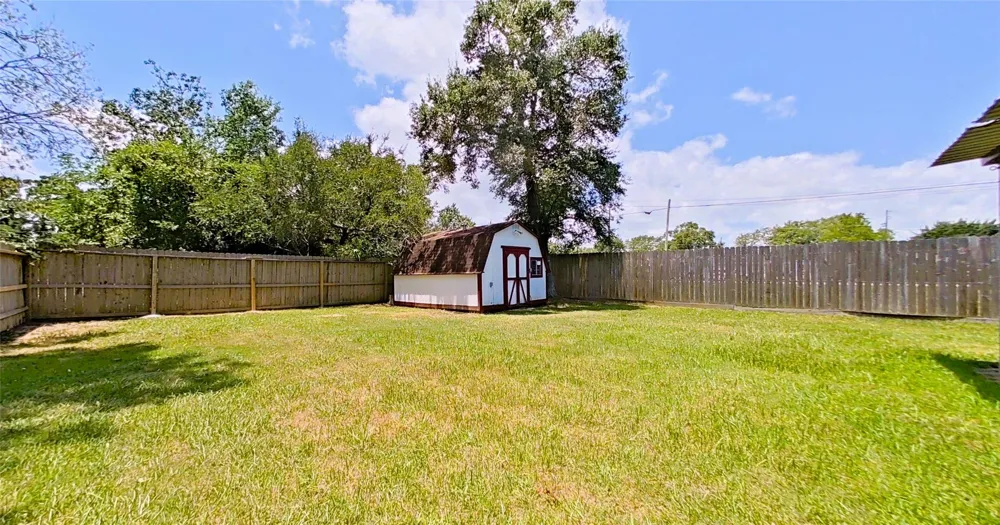706 S Blackwell Street La Porte, TX 77571