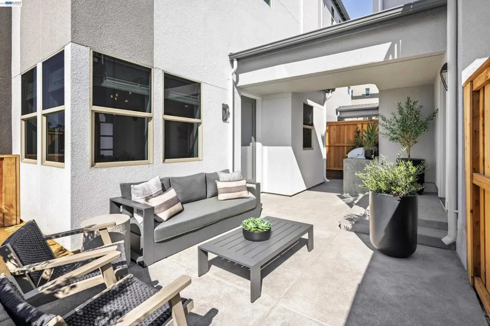 4875 Diablo View Street Dublin, CA 94568