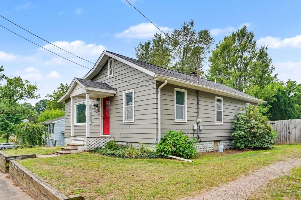 3125 Onondaga Avenue Kalamazoo, MI 49004