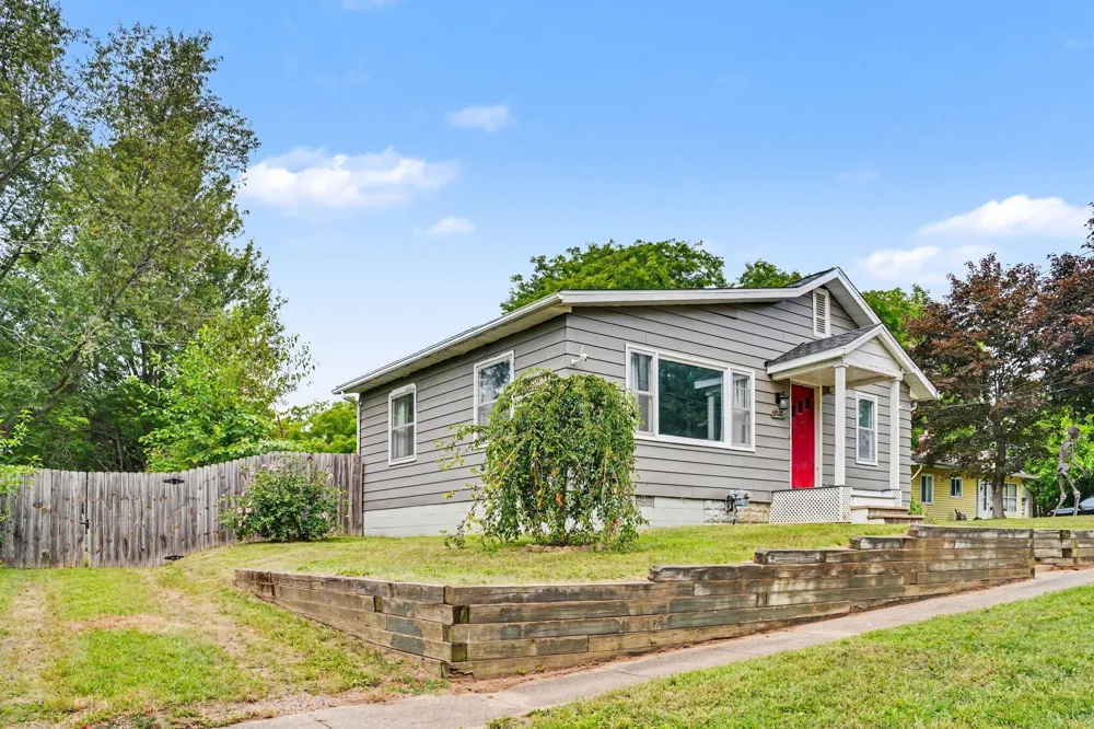 3125 Onondaga Avenue Kalamazoo, MI 49004