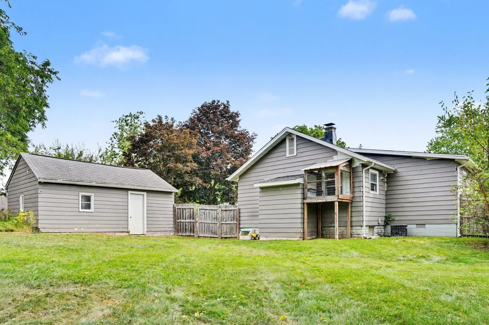 3125 Onondaga Avenue Kalamazoo, MI 49004