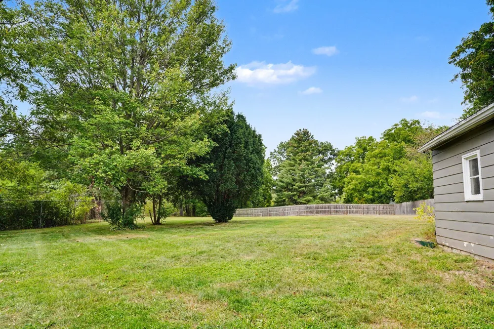 3125 Onondaga Avenue Kalamazoo, MI 49004