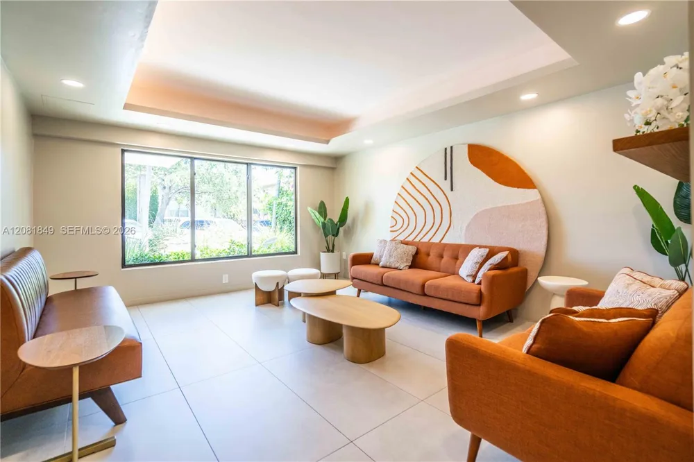 6960 Rue Vendome #402 Miami Beach, FL 33141