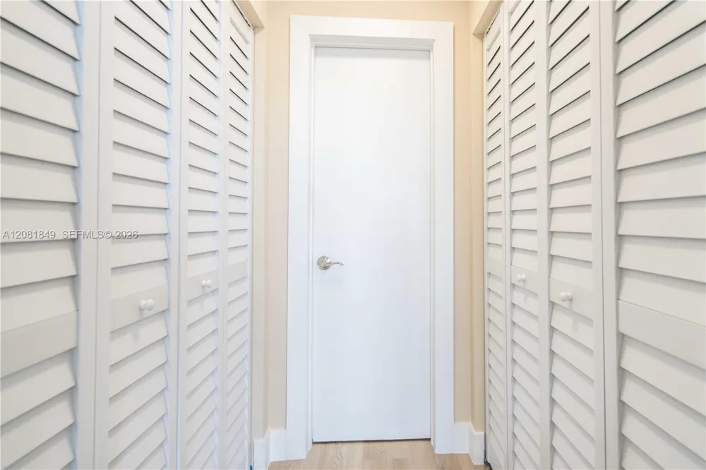 6960 Rue Vendome #402 Miami Beach, FL 33141