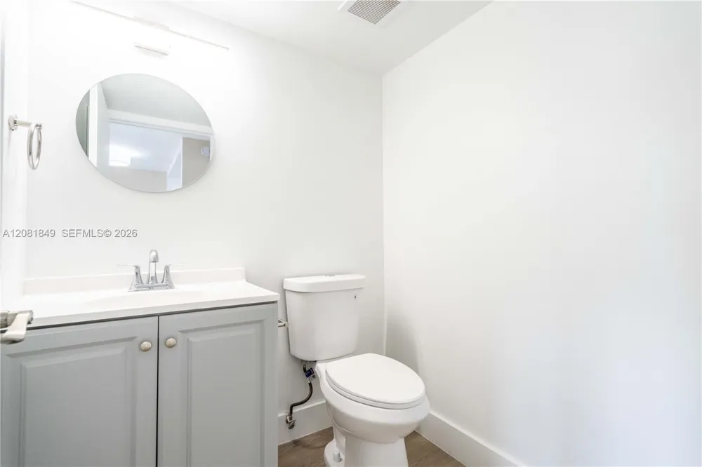 6960 Rue Vendome #402 Miami Beach, FL 33141