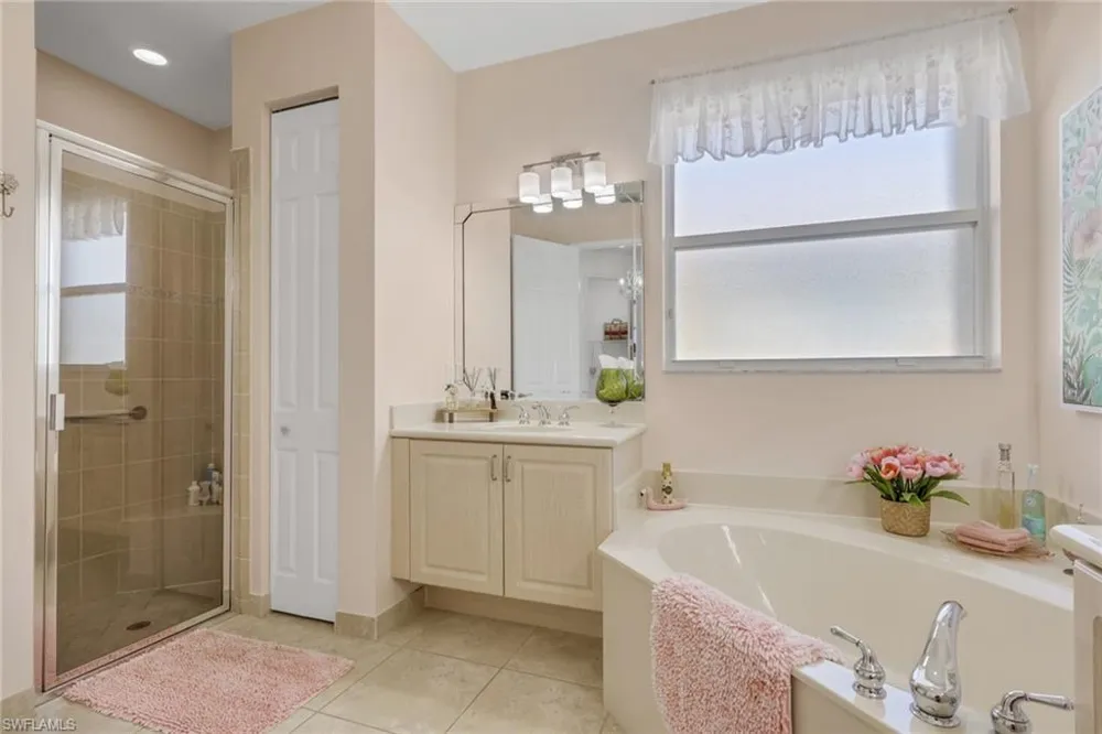 20515 Foxworth Circle Estero, FL 33928