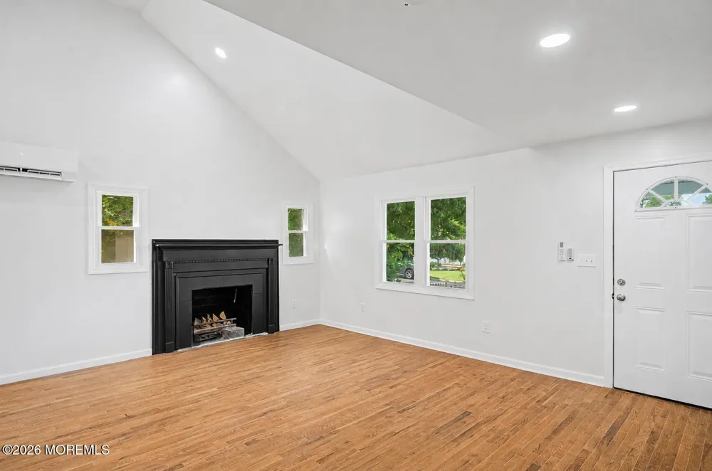 115 Clinton Place Tinton Falls, NJ 07724