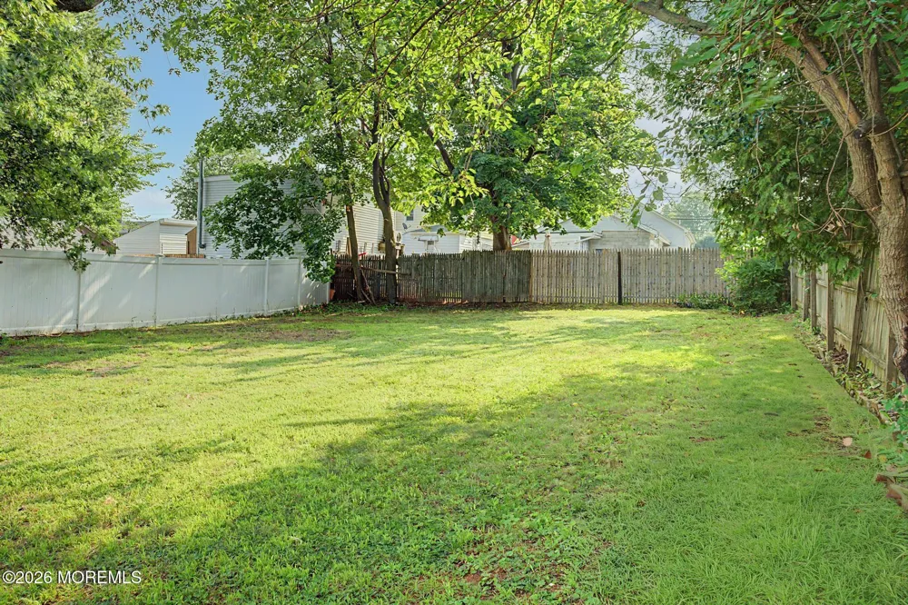 115 Clinton Place Tinton Falls, NJ 07724