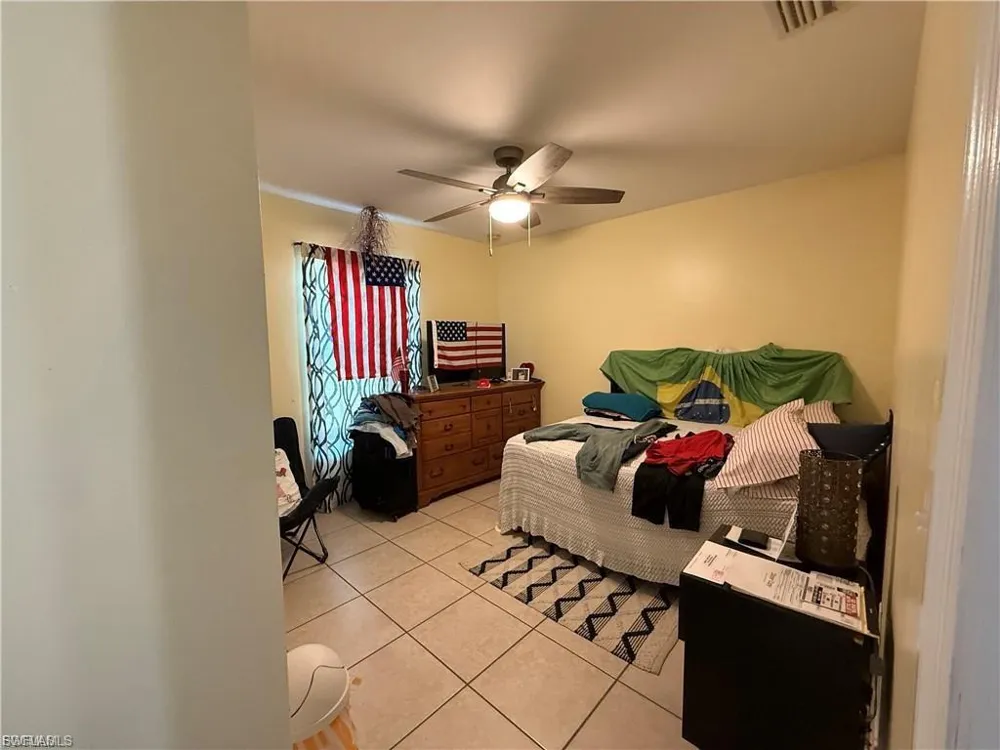 2837 NW 21st Avenue Cape Coral, FL 33993