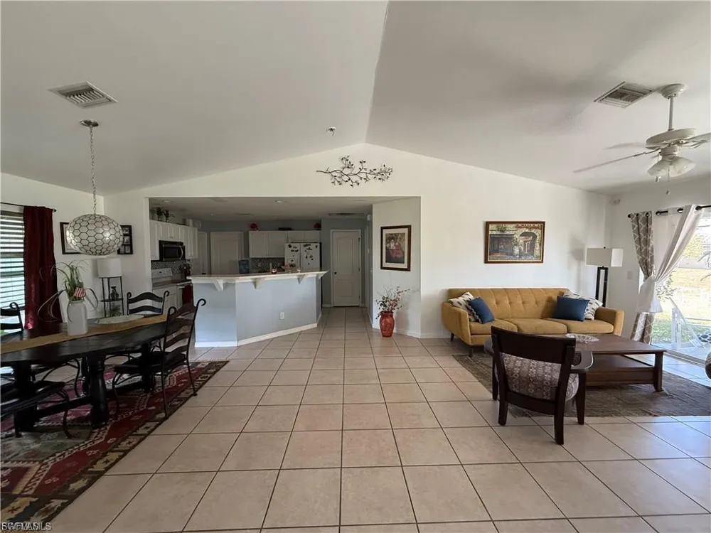 2837 NW 21st Avenue Cape Coral, FL 33993