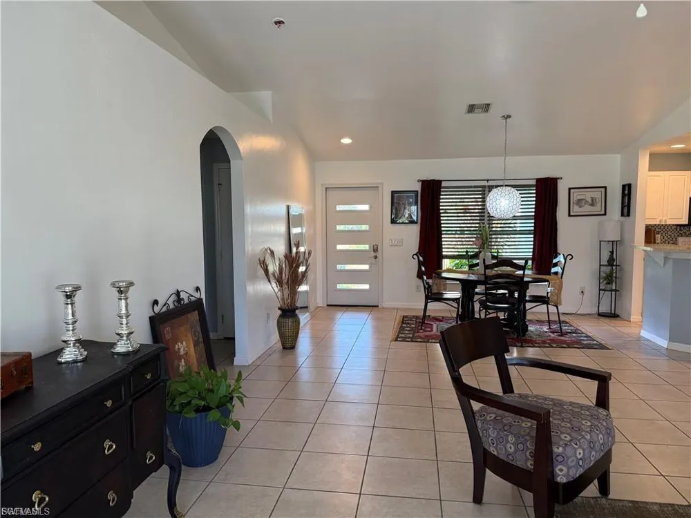 2837 NW 21st Avenue Cape Coral, FL 33993