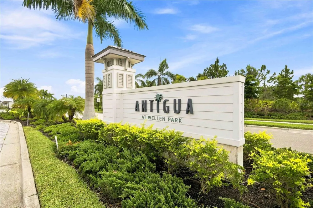 19110 MOSCATO COURT Venice, FL 34293
