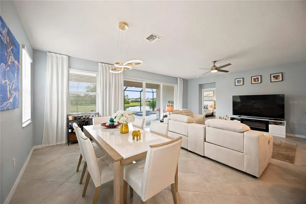 19110 MOSCATO COURT Venice, FL 34293