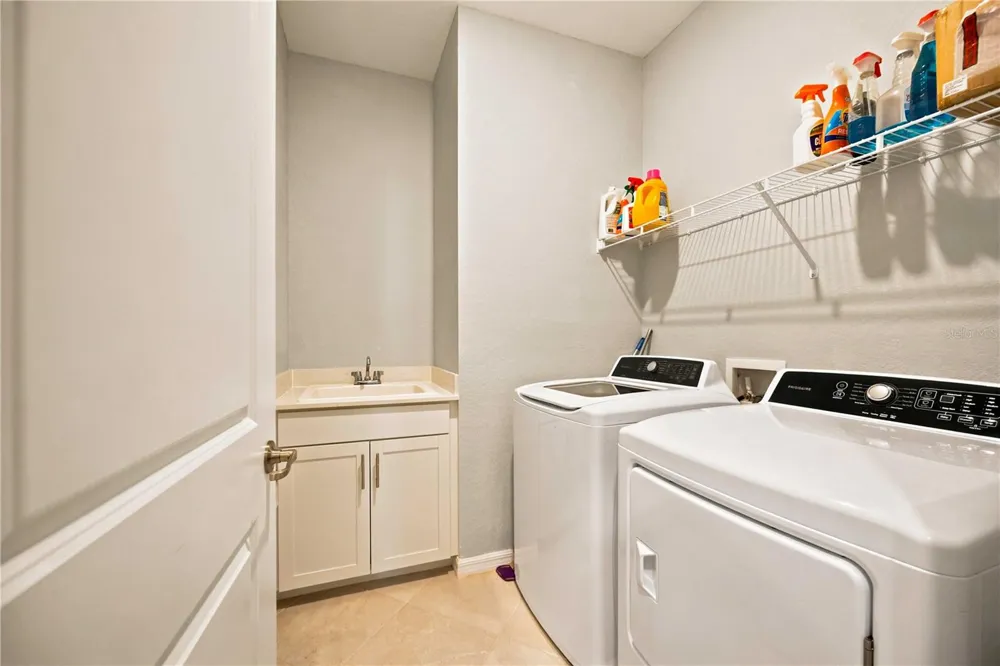 19110 MOSCATO COURT Venice, FL 34293