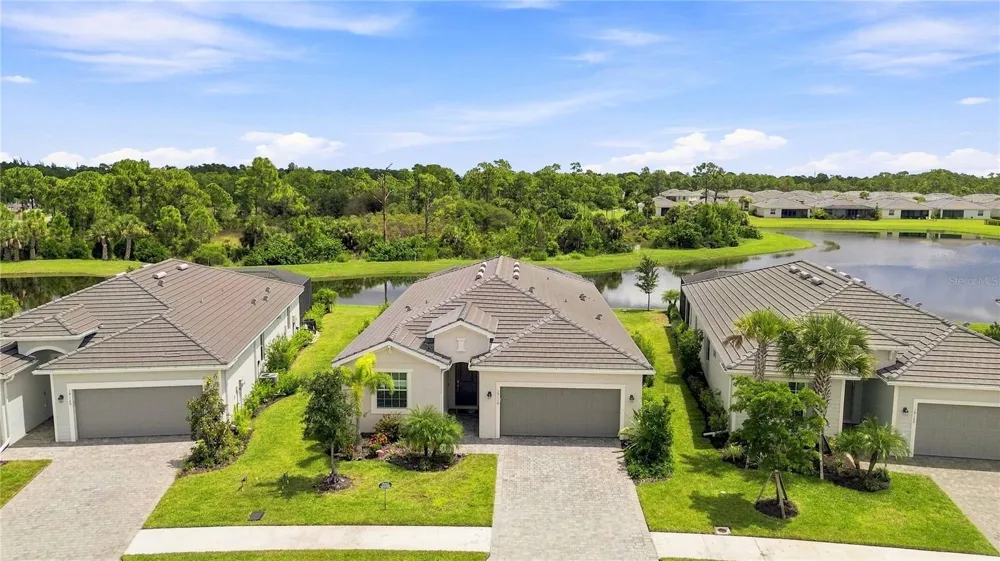 19110 MOSCATO COURT Venice, FL 34293