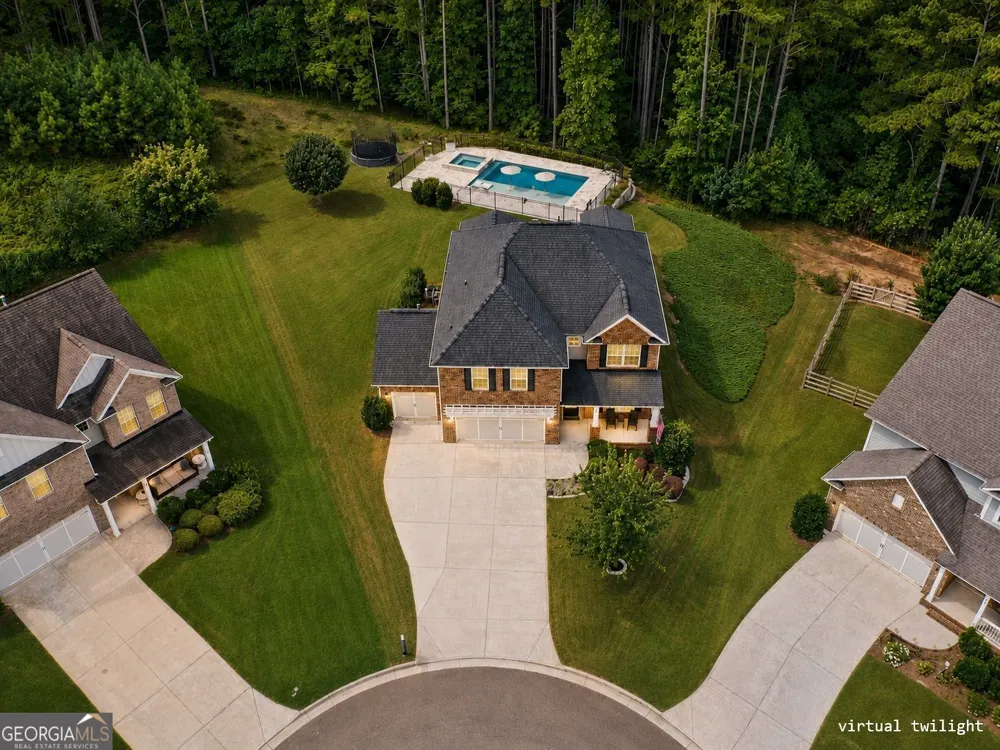 472 Greyfield Drive Canton, GA 30115