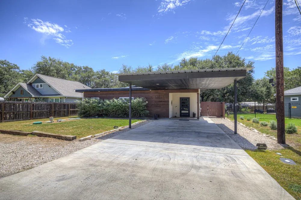 1630 Canyon Edge Canyon Lake, TX 78133