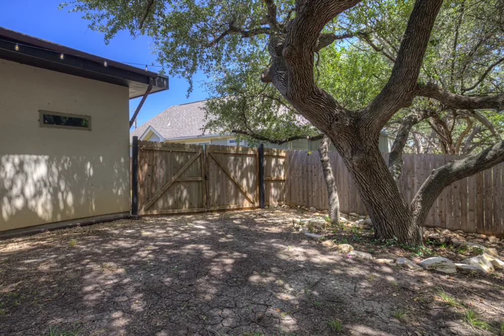 1630 Canyon Edge Canyon Lake, TX 78133