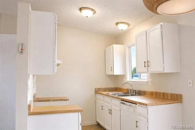 910 Nolte Drive Colorado Springs, CO 80916