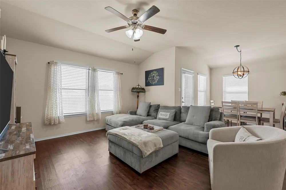 3016 Jackal Drive Lorena, TX 76655