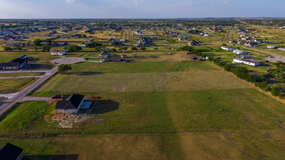5808 High Plains Trail Godley, TX 76058