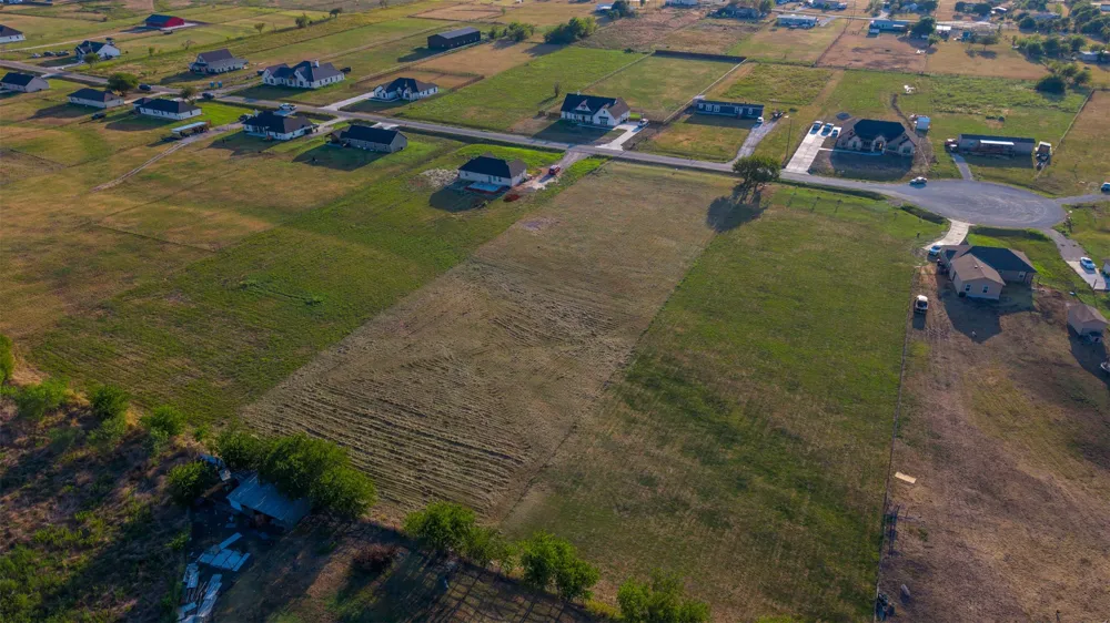 5808 High Plains Trail Godley, TX 76058
