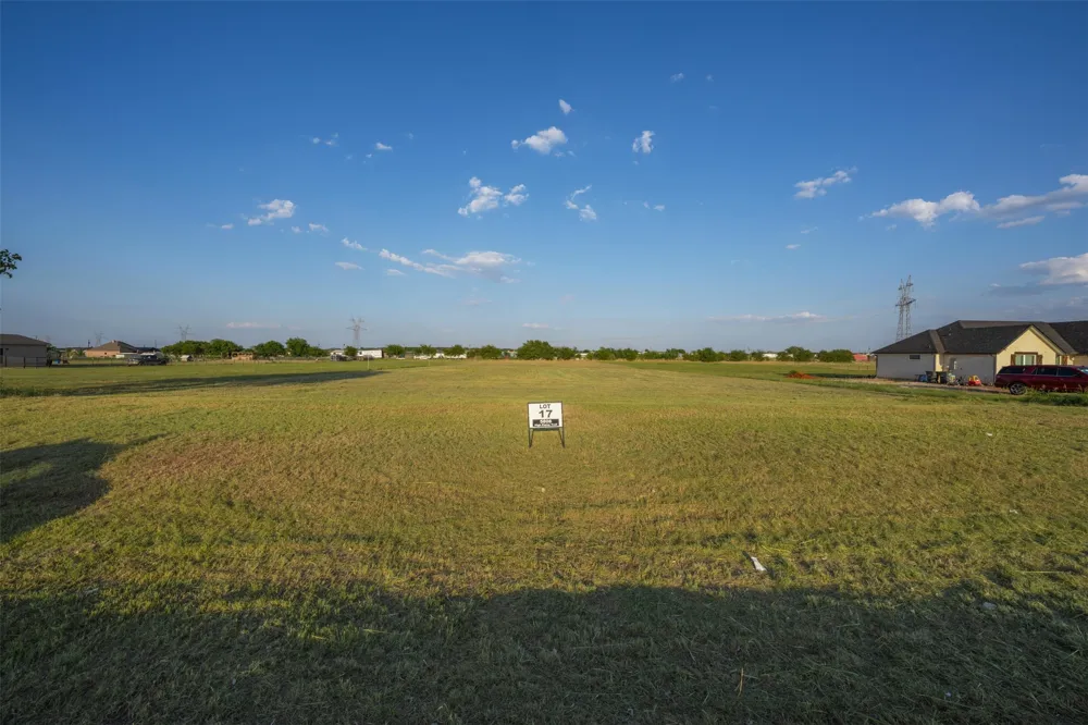 5808 High Plains Trail Godley, TX 76058