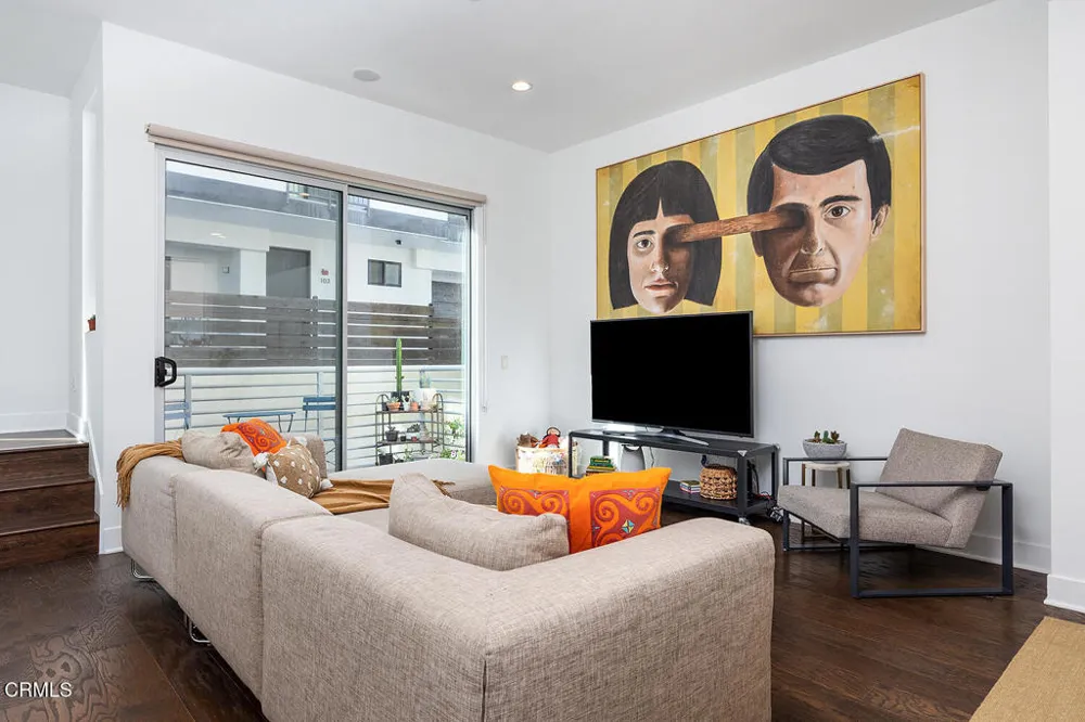 1847 Silent Era Drive Los Angeles, CA 90026