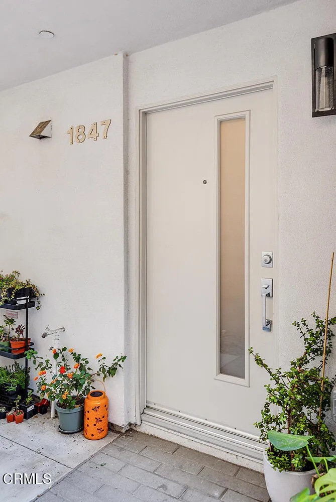 1847 Silent Era Drive Los Angeles, CA 90026