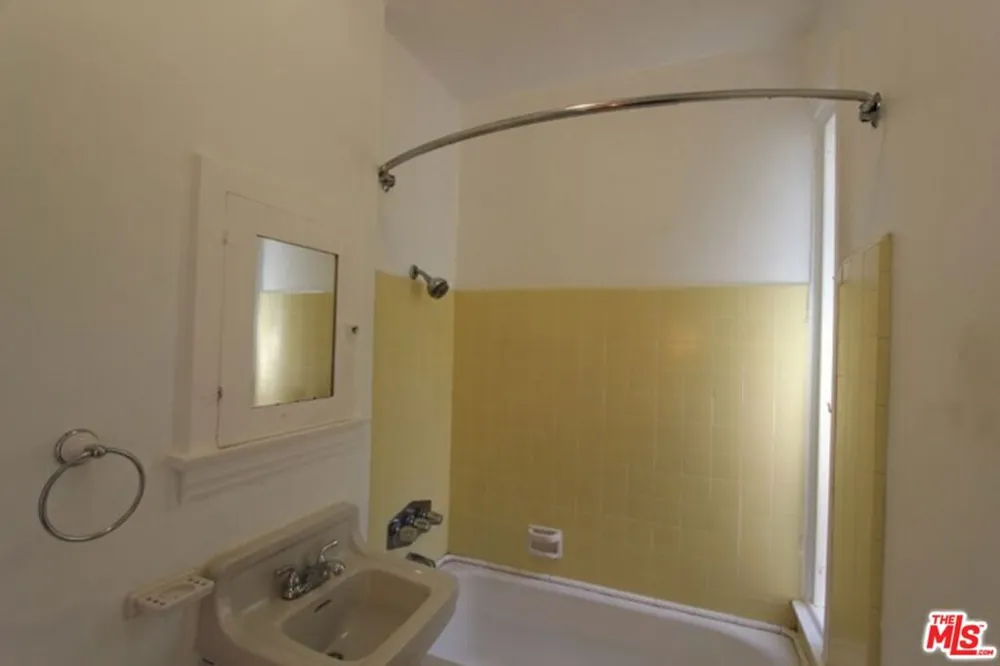 6656 Vista Del Mar #A Playa del Rey, CA 90293