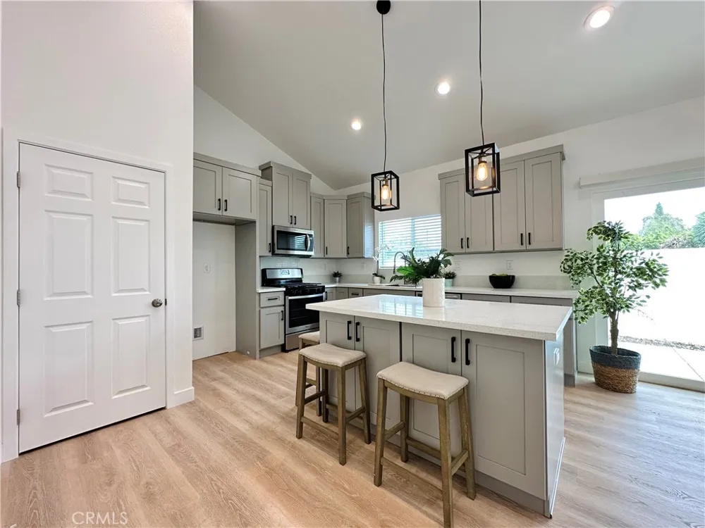 2418 Thorn Place #A Fullerton, CA 92835