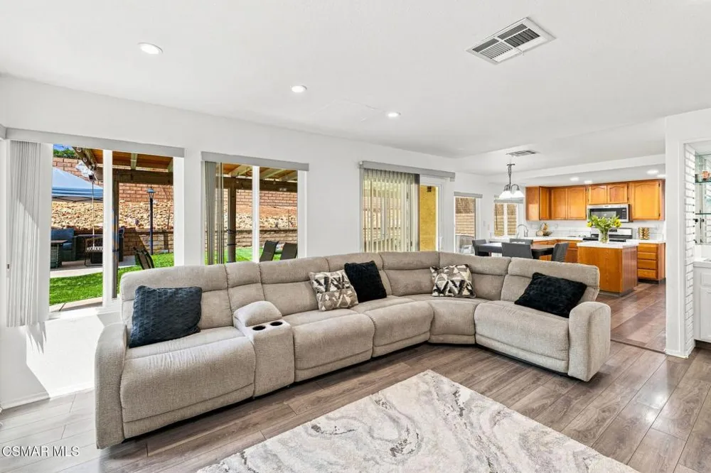 39749 Gorham Lane Palmdale, CA 93551